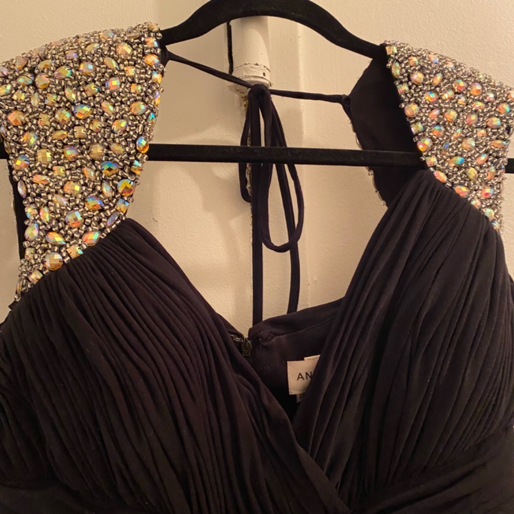 Dress - Picture 4 of 7